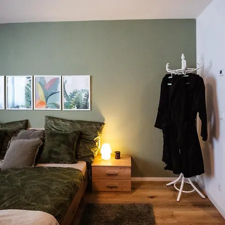 Charmantes Haus -naehe Parndorf-neusiedl-wien-hu-sk * Bruck an der Leitha