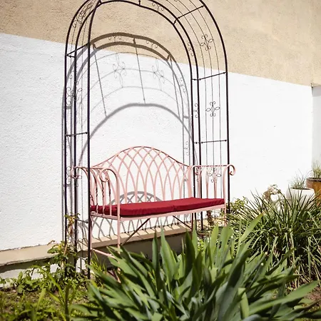 Charmantes Haus -naehe Parndorf-neusiedl-wien-hu-sk *