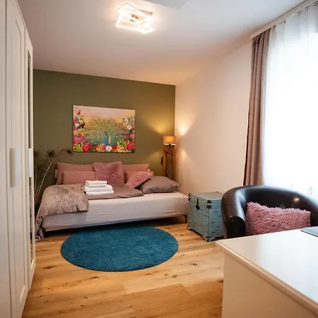 別荘 Charmantes Haus -naehe Parndorf-neusiedl-wien-hu-sk