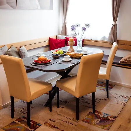 Charmantes Haus -naehe Parndorf-neusiedl-wien-hu-sk * Bruck an der Leitha