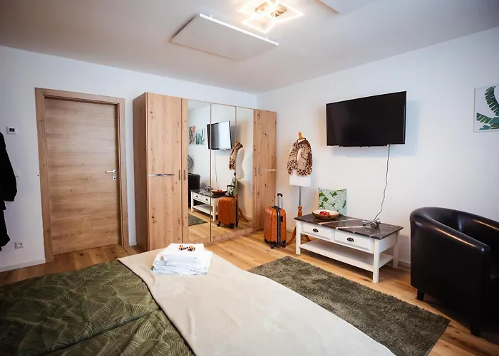 Charmantes Haus -naehe Parndorf-neusiedl-wien-hu-sk * Bruck an der Leitha